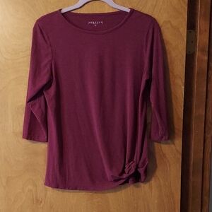 Women's Burgundy Top